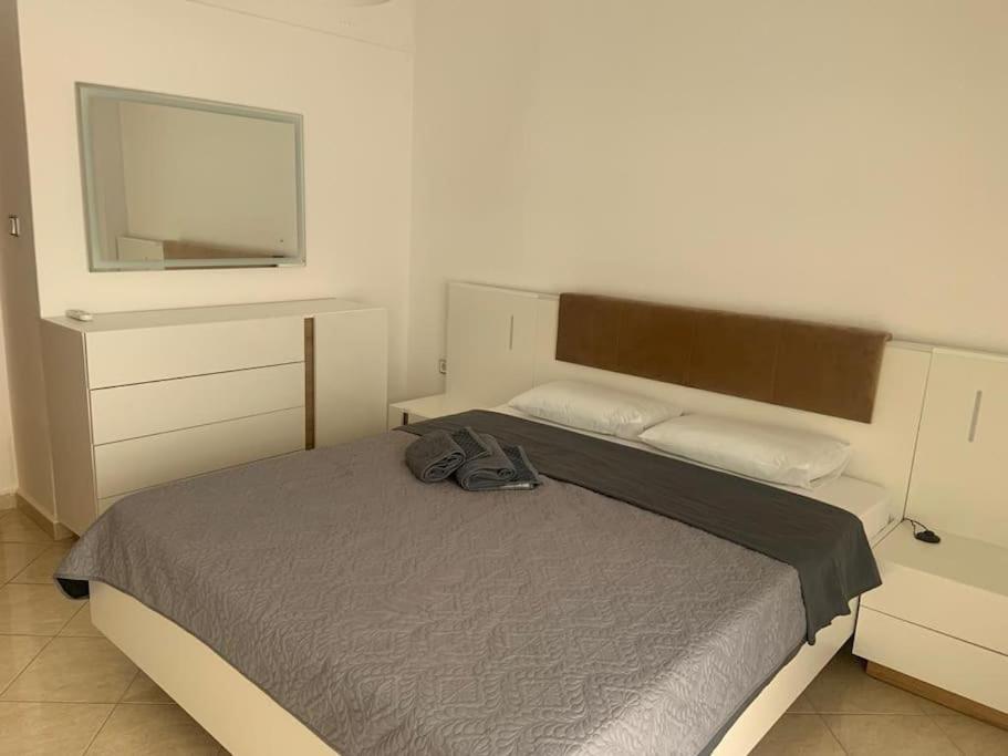 2 Bedroom Holiday Flat, Renovated, In The Centre Asprovalta Exterior foto